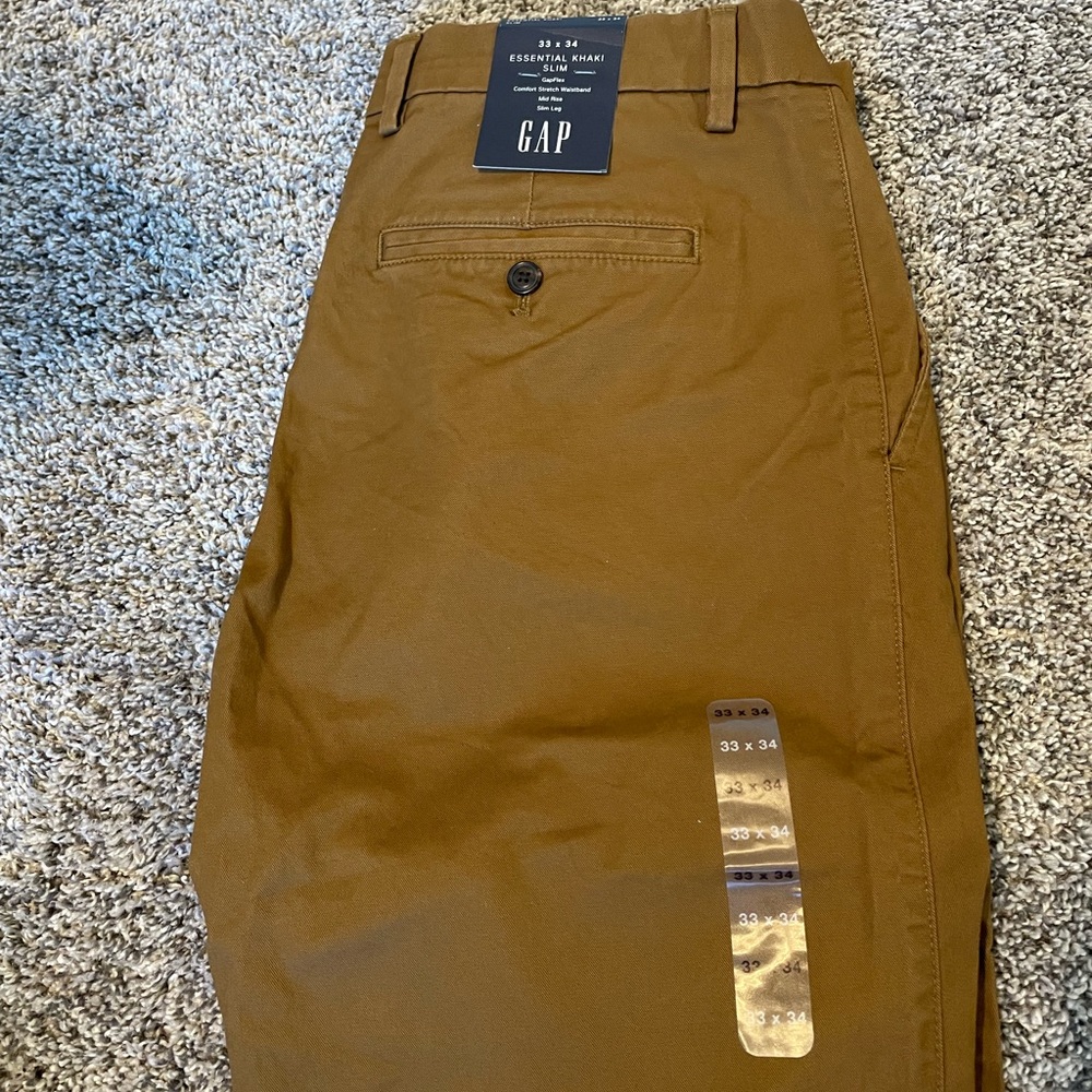 GapFlex Essential Khakis in Slim Fit with Washwell